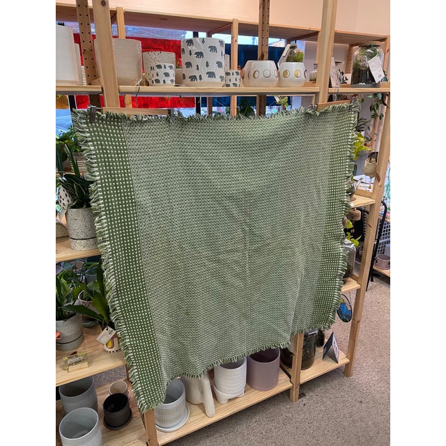 1970s Vintage Olive Green and White Woven Throw Blanket With Fringe Edges For Sale - Image 5 of 10