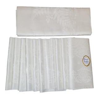 Vintage Grey's Textiles Pure Irish Linens Tablecloth 11 Napkins Factory Condition For Sale