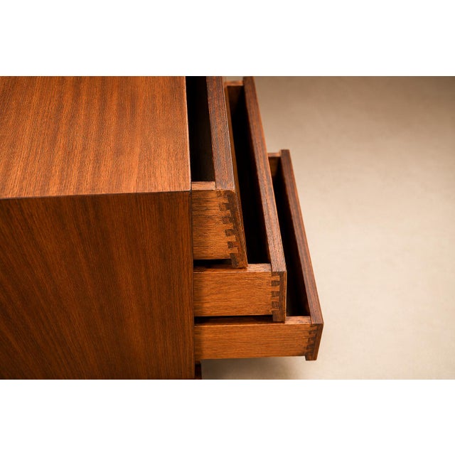 Architectural Pair of Brazilian Modern Side Tables in Ivory Wood, Brazil, 1950s For Sale - Image 4 of 18