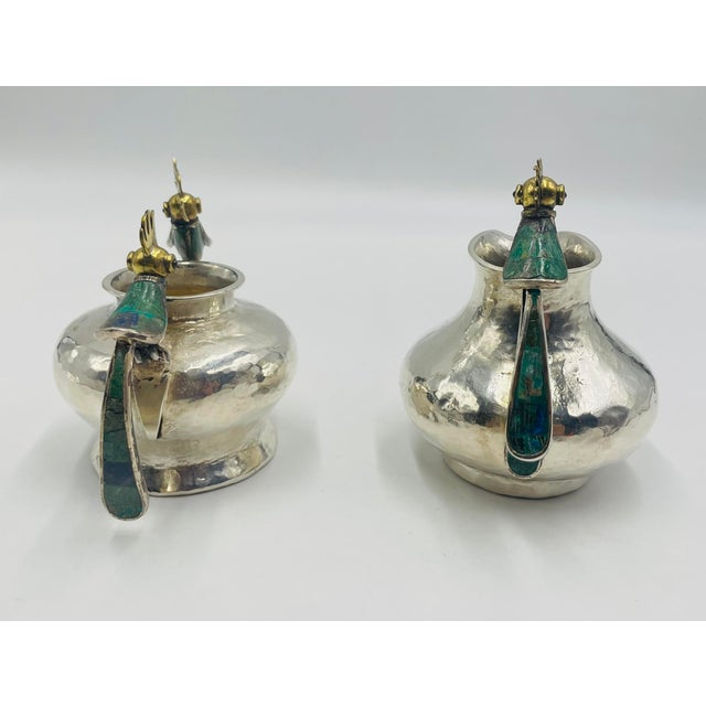 Mid-Century Modern 1950s Los Castillo Malachite-Inlaid Bird Creamer & Sugar Set, Taxco Mexico For Sale - Image 3 of 18