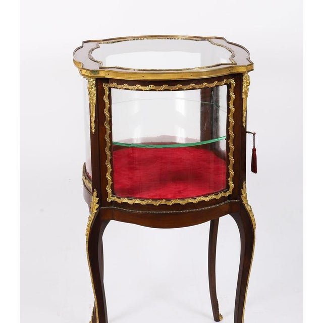 Antique Ormolu Mounted Bijouterie Display Cabinet, 19th Century For Sale - Image 15 of 18