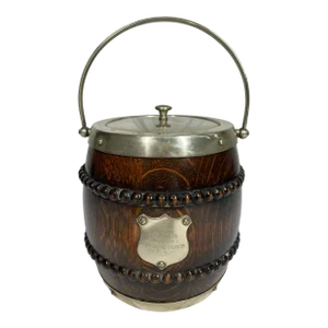 Early 20th Century English Oak Biscuit Barrel