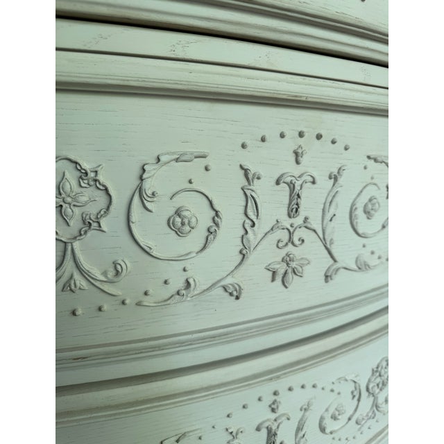 Wood Jonathan Charles Stratus Hand-Carved Floral Serpentine Dresser For Sale - Image 7 of 12