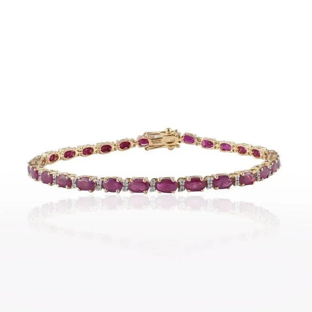 9.36 Carat Genuine Ruby Diamond Birthstone Tennis Bracelet in 14k Yellow Gold For Sale In New York - Image 6 of 12