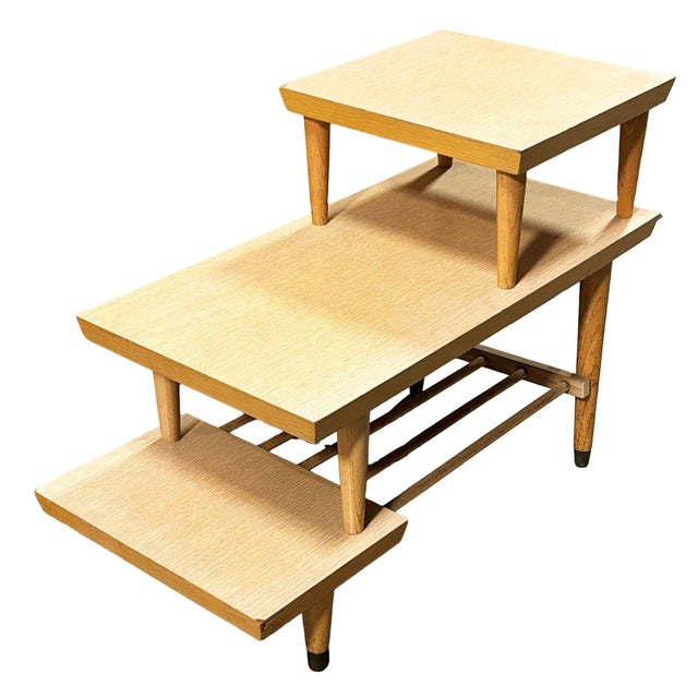 Mid-Century Modern 1950s Mid-Century Modern Wood Laminate and Brass Three-Tier Side Lamp Table For Sale - Image 3 of 8