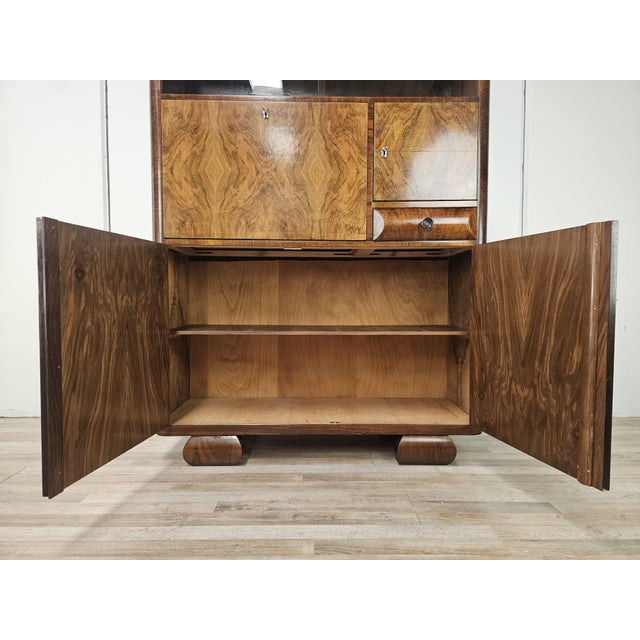 Art Deco Austrian Display Cabinet in Glass and Briar Root, 1930 For Sale - Image 17 of 18
