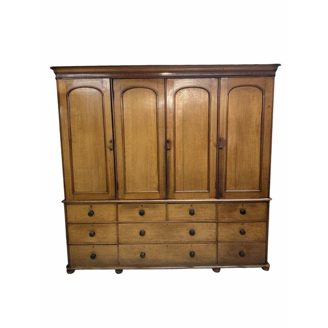 Almond 1830 Monumental Housekeeper’s Cupboard. Quarter-Sawn European White Oak For Sale - Image 8 of 12