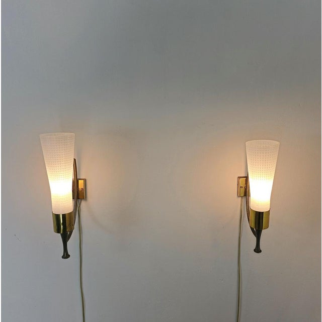 Wall Lamps in Brass and Glass, 1950s, Set of 3 For Sale - Image 6 of 14