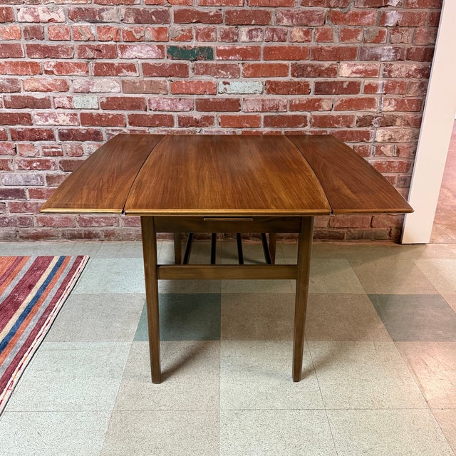 Mid 20th Century Danish Walnut Draw Leaf Coffee Table, 1960s For Sale - Image 5 of 8