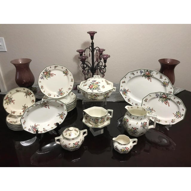 Vintage Royal Doulton "Old Leeds Sprays" Dinnerware Set - D3548 For Sale - Image 10 of 10