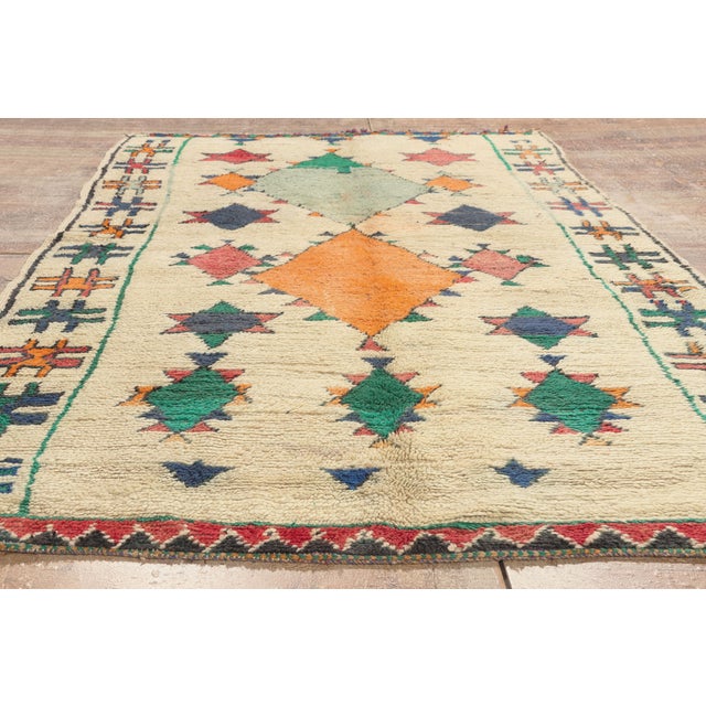Vintage Azilal Moroccan Rug, 05'02 X 08'09 For Sale - Image 9 of 10
