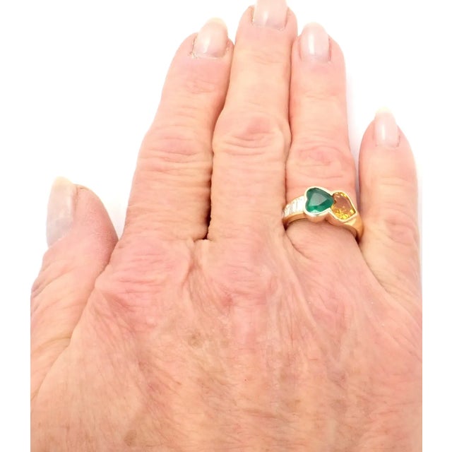 Contemporary Van Cleef & Arpels 18k Gold Diamond Emerald Yellow Sapphire Ring Paper, size 6 For Sale - Image 3 of 12