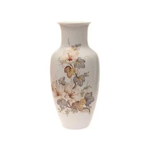 White Porcelain Vase with Hibiscus Motif For Sale - Image 3 of 3