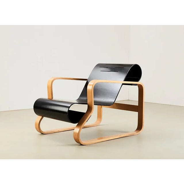 Artek Paimio No 41 Lounge Chair attributed to Alvar Aalto for Artek, Finland, 1931 For Sale - Image 4 of 12