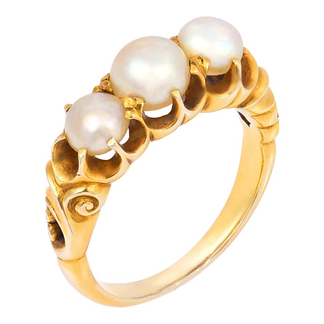 Late 19th Century Victorian Pearl 14k Yellow Gold Ring, Size 6 For Sale
