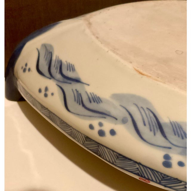 Antique Japanese Imari Porcelain Dish Period: Meiji Era (1868–1912) For Sale - Image 15 of 18