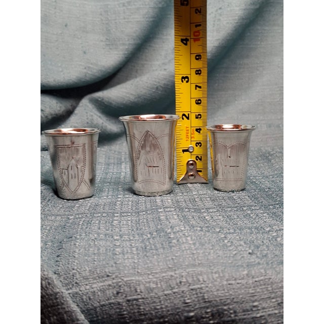 Early 20th Century Early 20th Century 84 Zolotnik Silver Kiddush Cups Israel Zakhoder and Heirs - Set of 3 For Sale - Image 5 of 18