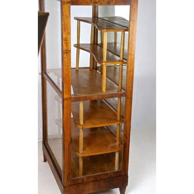 19th Century Biedermeier Display Cabinet in Vitrine and Nutwood, Austria, 1840 For Sale - Image 14 of 17