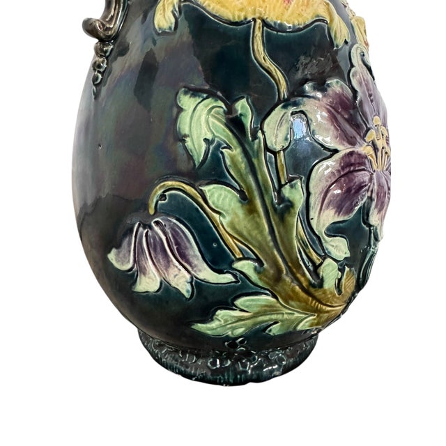 Early 20th Century French Art Nouveau Barbotine Majolica Faience Vase For Sale - Image 10 of 14
