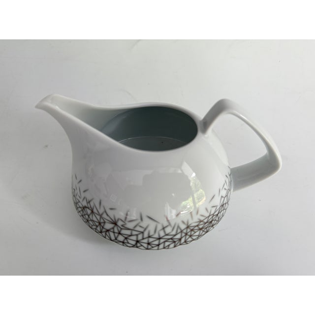 Postmodern Tac Roro Milk Jug by Walter Gropius for Rosenthal Germany, 2010s For Sale - Image 3 of 5