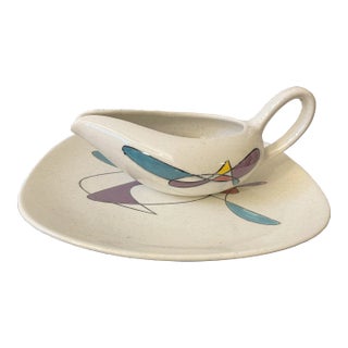 1950s Metlox California Mobile Poppytrail Contemporary Gravy Boat & Plate For Sale