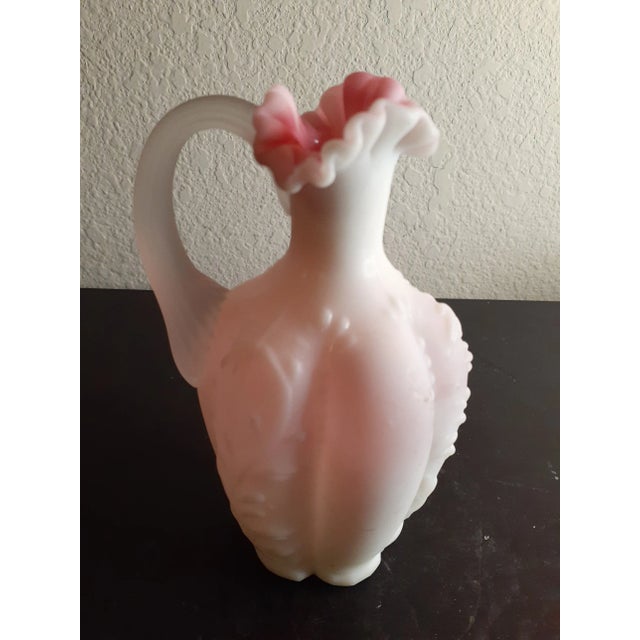 Art Deco 1960s Fenton Pink Embossed Opalescent Cruet For Sale - Image 3 of 6