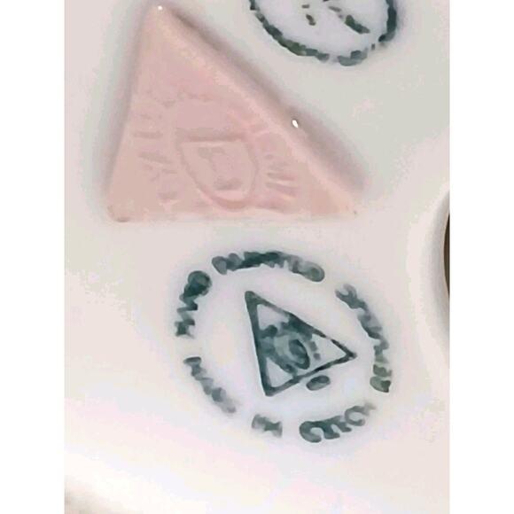 Contemporary Royal Dux Czeckoslovakian Nude Woman Figurine 7" White Porcelain MCM Art Deco For Sale - Image 3 of 18