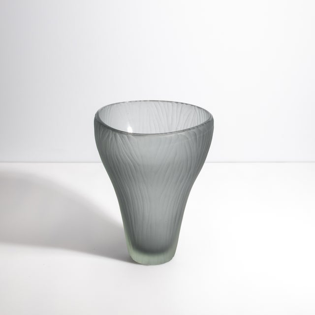 Modern Hand Blown Murano Ghost Vase in Grey Small For Sale - Image 3 of 9