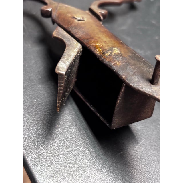 18th Century Hand-Forged Iron Candle Wick Trimmer With Catcher – Colonial American For Sale In New York - Image 6 of 12