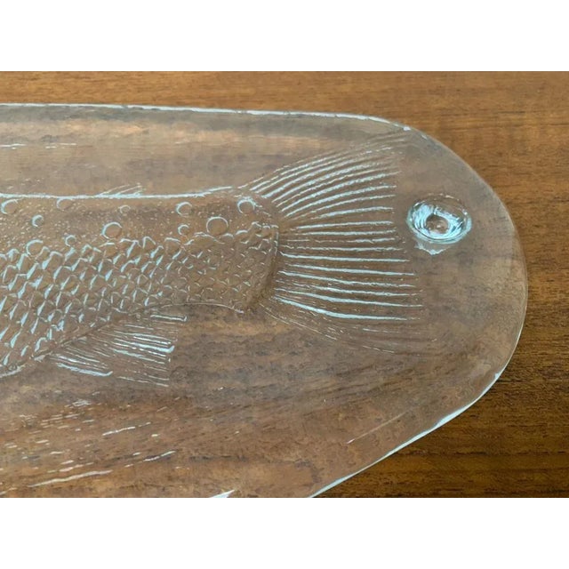 Large Vintage Swedish Glass Fish Plate from Pukeberg Glass For Sale - Image 12 of 18
