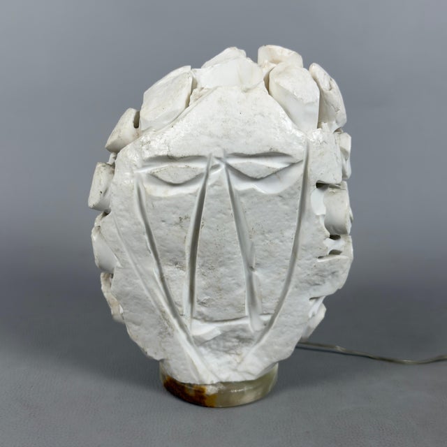 Sculptural Abstract Face Table Lamp in Marble, 20th Century For Sale - Image 15 of 15