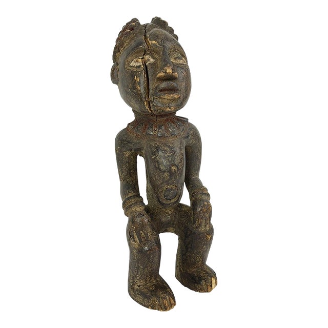 Early 20th Century Bamileke Carved Wood Figure Cameroon For Sale