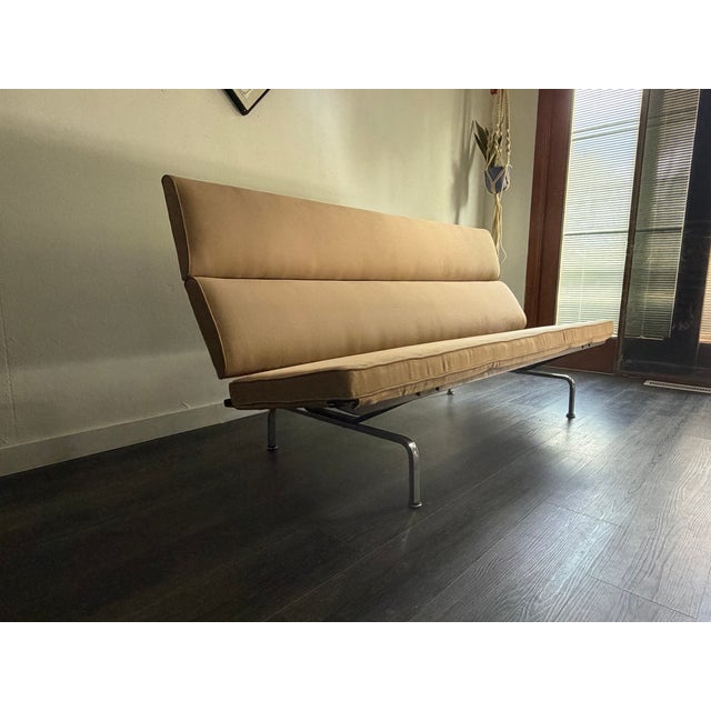 Authentic Herman Miller Eames Sofa Compact — Vintage 3-Seat Sofa, Original Upholstery For Sale In Denver - Image 6 of 12