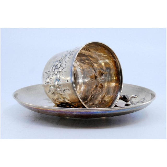 Art Nouveau Silver Cup and Saucer with Insects and Floral Motifs Relief and Tree Trunk-Shaped Handle, Set of 2 For Sale - Image 4 of 9