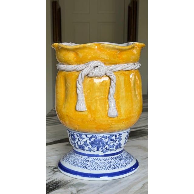 Blue & White Pedestal / Plinth for Cachepot For Sale - Image 9 of 12