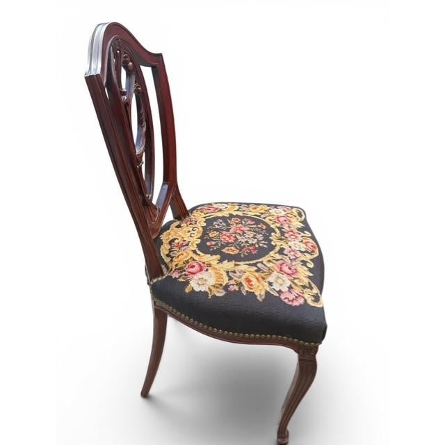 Traditional Vintage Federal Style Shield Back Side Chair W/ Floral Needlepoint Seat For Sale - Image 3 of 9