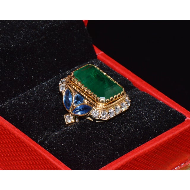 Gia Certified Natural 12.80cts Emerald Sapphire Diamond 18k Solid Gold Cocktail Ring, Size 6 For Sale - Image 13 of 13