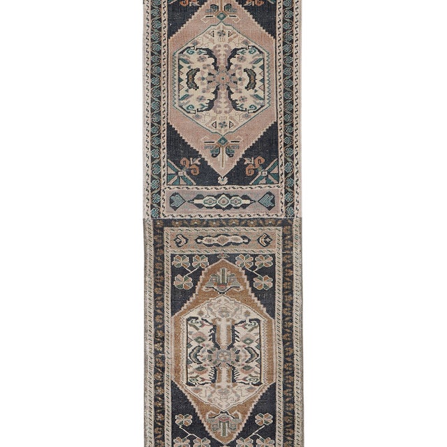 1960s Turkish Narrow Runner 1'9'' X 6'6'' For Sale - Image 5 of 10