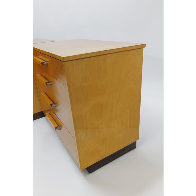 Rare Pair of Eliel & Pipsan Saarinen Chests for Johnson Furniture, 1940s For Sale - Image 15 of 16