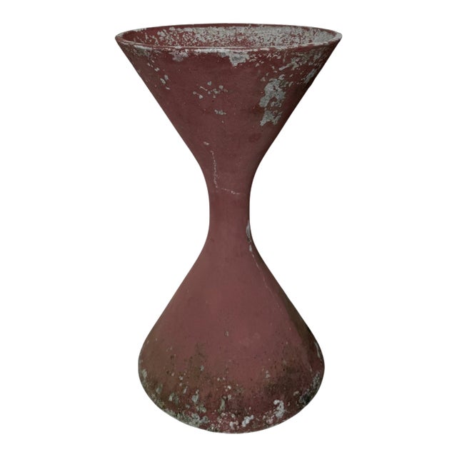Mid-Century Modern Terra Cotta Painted Hourglass Planter For Sale