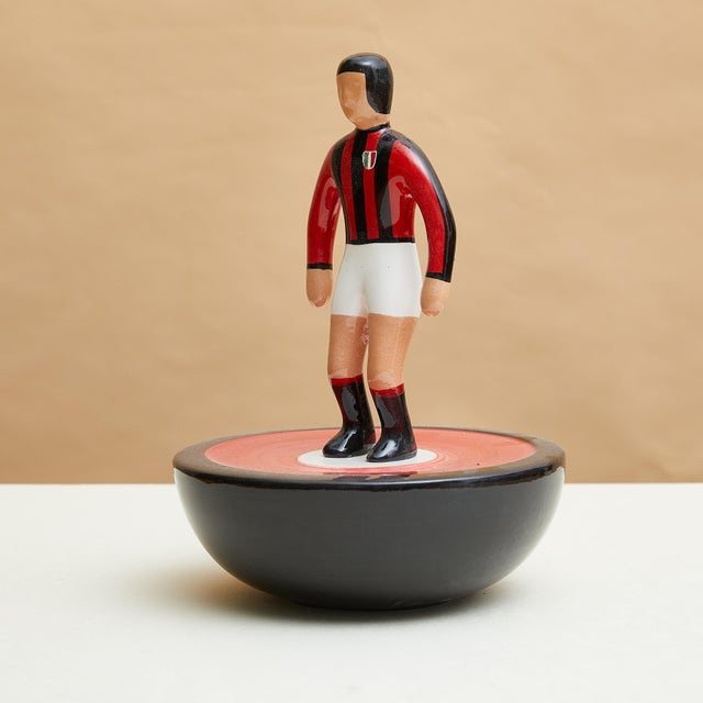 Subbuteo Ornament Sculpture in Double-Mold Ceramic from Artigianato Italiano For Sale - Image 9 of 9