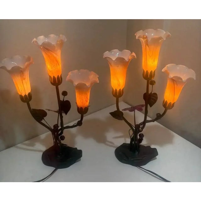 Late 20th Century Vintage Table Lamps Pink Glass Tulip Dale Tiffany Style Pair For Sale - Image 5 of 11