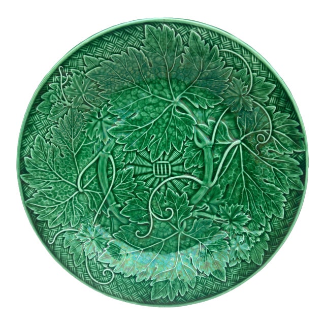 19th Century Green Majolica Leaves Plate Wedgwood For Sale