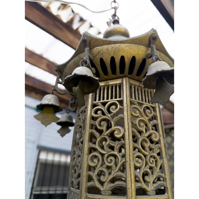 Mid-Century Modern Vintage 1960s Hollywood Regency Brass Pagoda Pendant With Arabesque Details. For Sale - Image 3 of 9