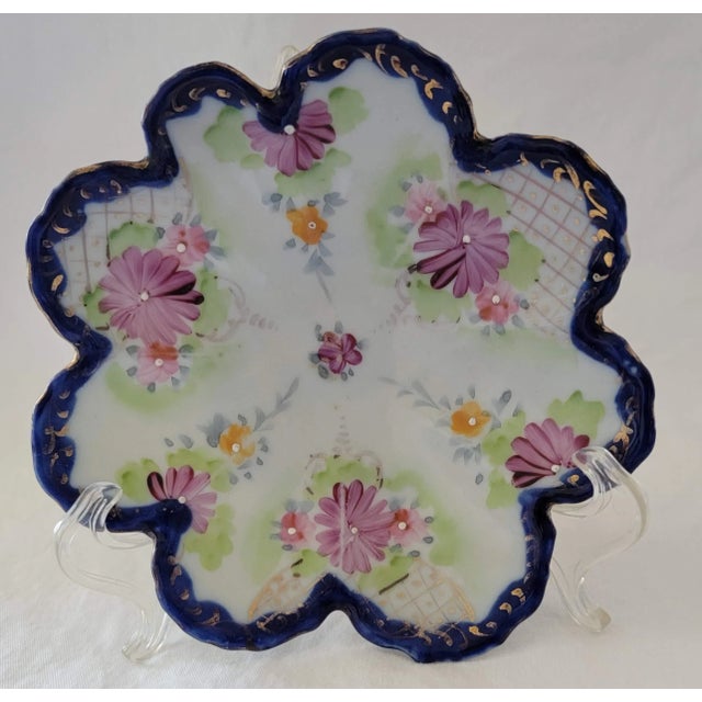 1870 Early Nippon Hp Cobalt & Gold Gilt Floral Shape Accent Bowl in Lattice Work & Spring Flowers For Sale - Image 4 of 4