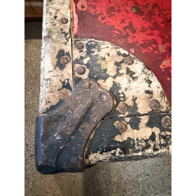 Early 20th Century Pendleton Trunk For Sale - Image 9 of 9