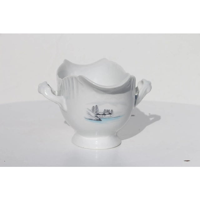1970s Vista Alegre Portugal Porcelain Chinoiserie Sauce Boat, Gravy Boat For Sale - Image 4 of 13