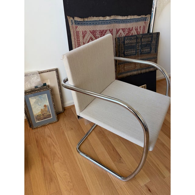 Elevate your space with a quintessential piece of Bauhaus history. This authentic MR Armchair, designed by Ludwig Mies van...