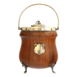 Early 20th Century Edwardian English Oak Biscuit / Barrel Ice Bucket For Sale