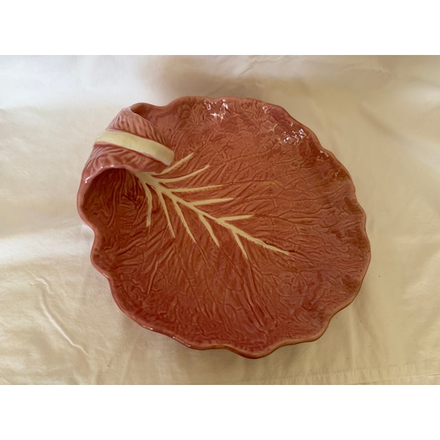 Ceramic 1970s Large Bordallo Pinheiro Blush Pink Cabbage Leaf Serving Dish With Curved Handle 12 1/2" For Sale - Image 7 of 9